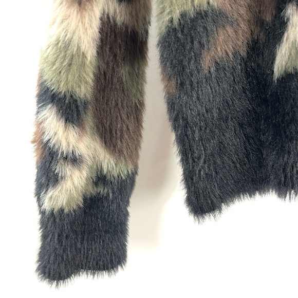Bella Dahl Fuzzy Camo Sweater Cardigan - Picture 6 of 8